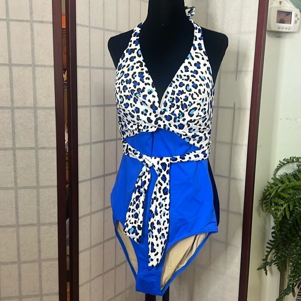 NWT SWIMSUITS FOR ALL WRAP HALTER BACK SWIMSUIT SIZE 14‎